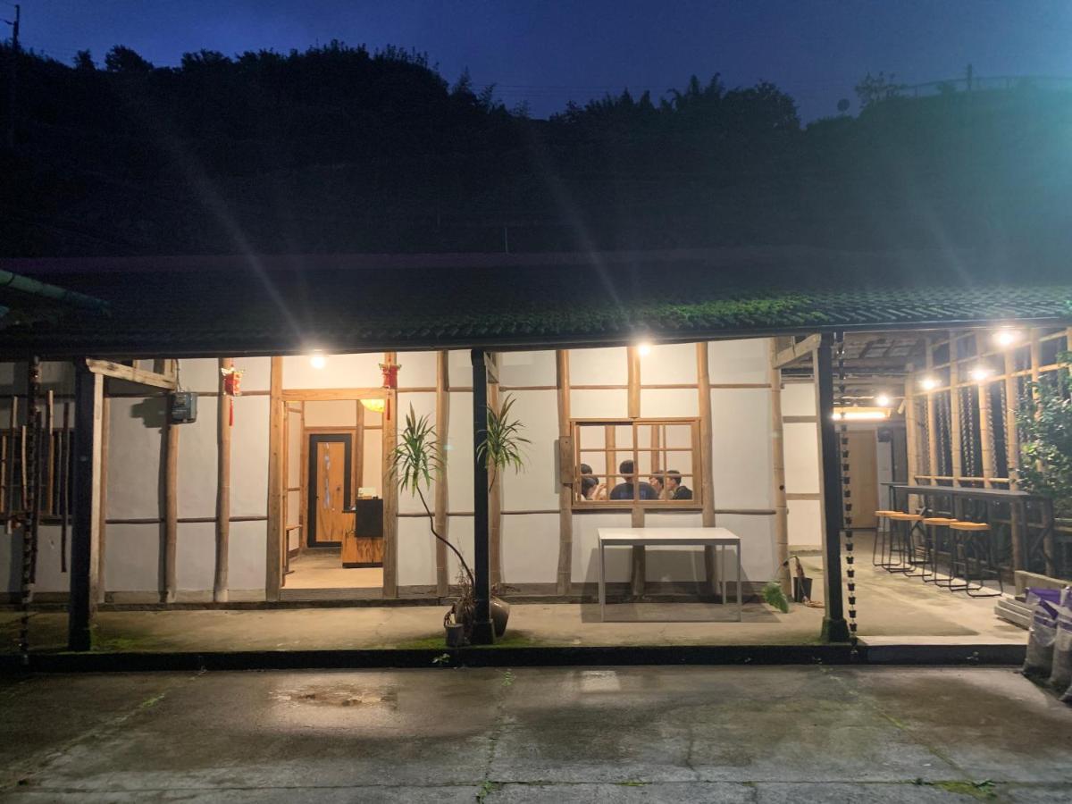奋起湖小山霂茗住宿加早餐旅馆 外观 照片